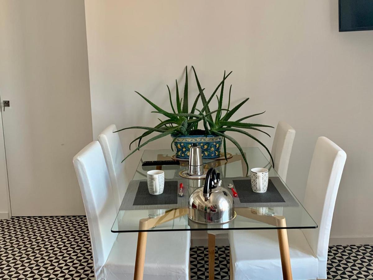 I Mezzanini Di Palazzo Bonaccorsi Apartment Milazzo Luaran gambar