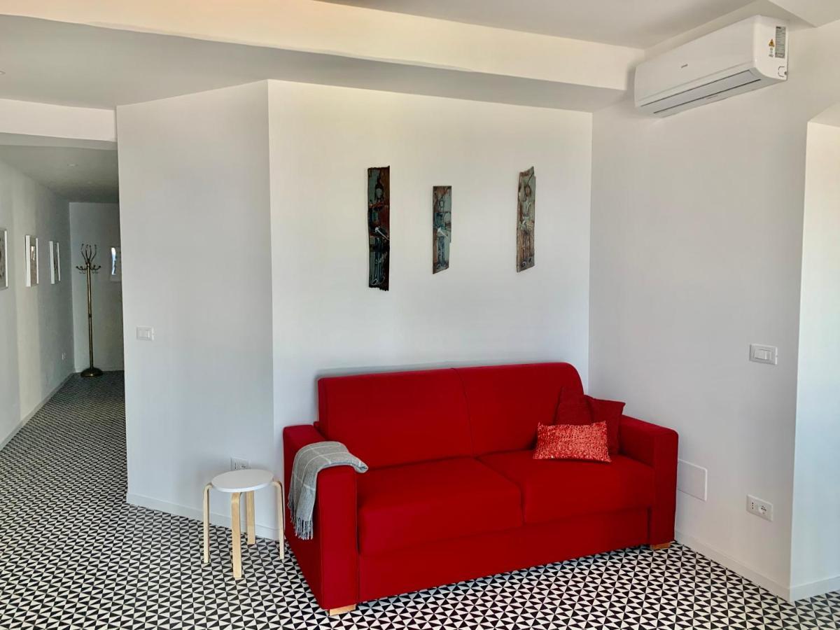 I Mezzanini Di Palazzo Bonaccorsi Apartment Milazzo Luaran gambar