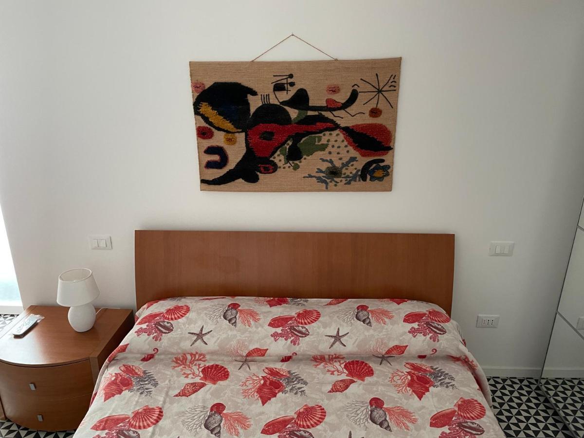 I Mezzanini Di Palazzo Bonaccorsi Apartment Milazzo Luaran gambar