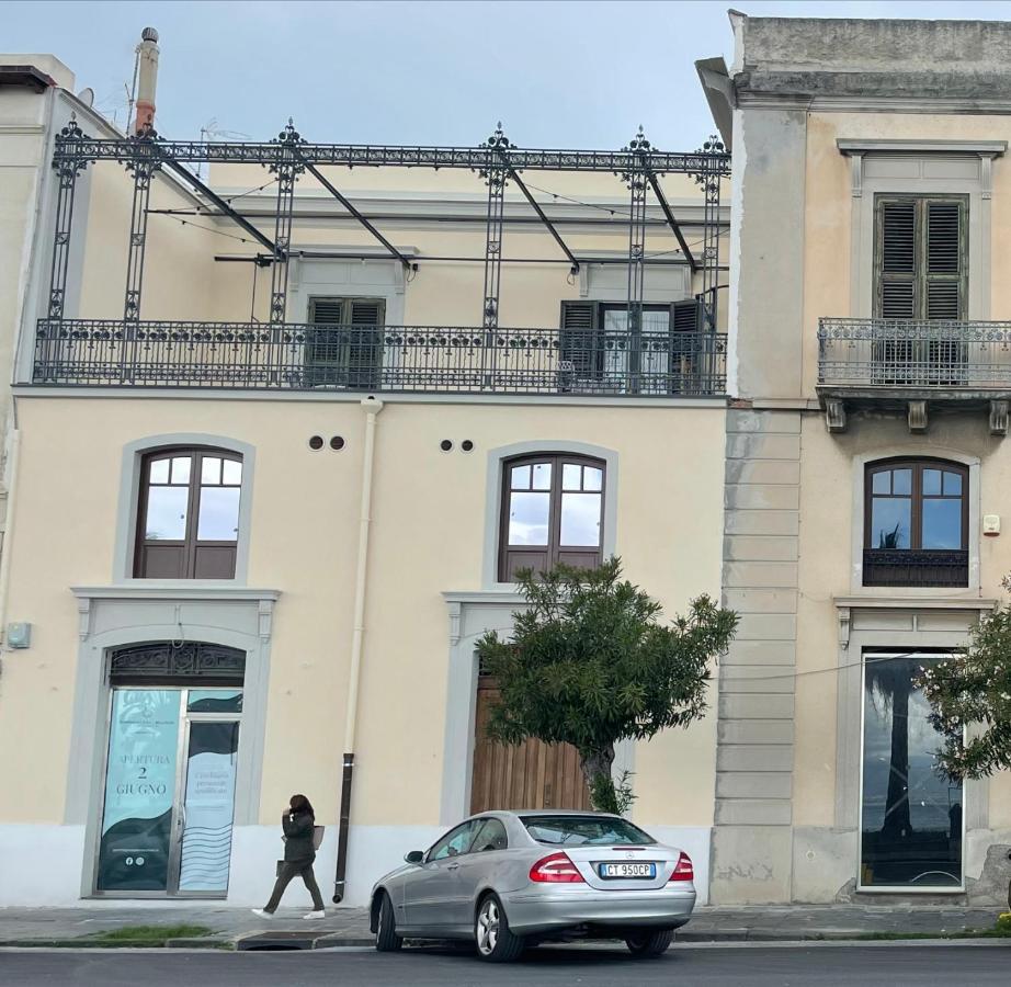 I Mezzanini Di Palazzo Bonaccorsi Apartment Milazzo Luaran gambar